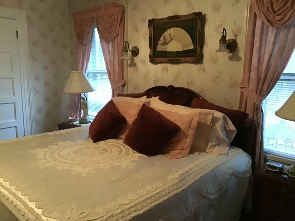 Brookview Manor Inn Canadensis Esterno foto